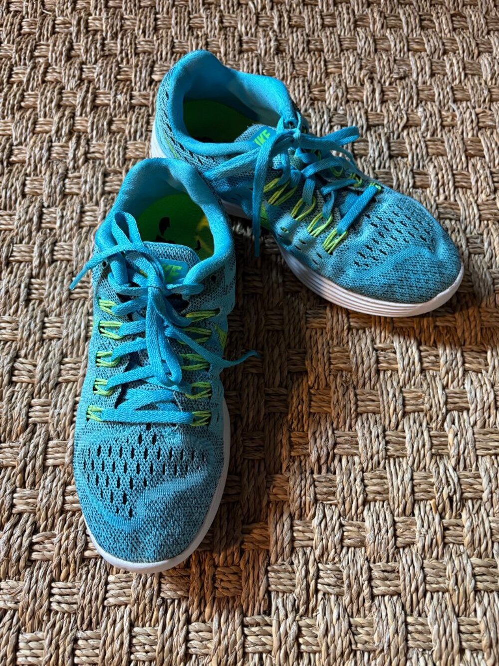 Nike Lunar Trainer running shoes in Clearwater Flash Lime 705462-400